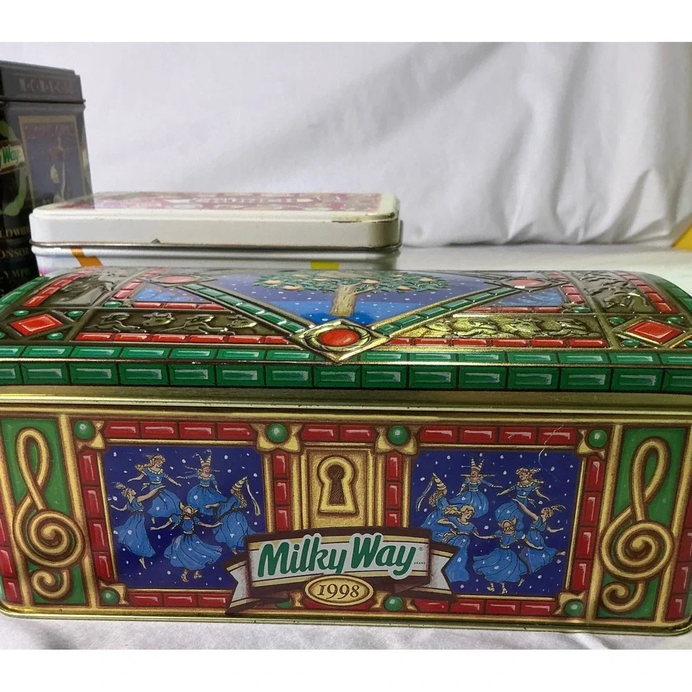 Lot of 5 Vintage Collectible Candy Chocolate Tins Milky Way Nestle Hershey Mix